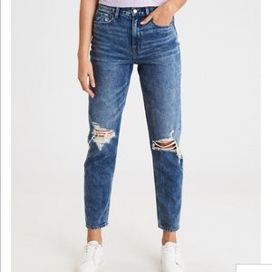 American Eagle Mom Jeans